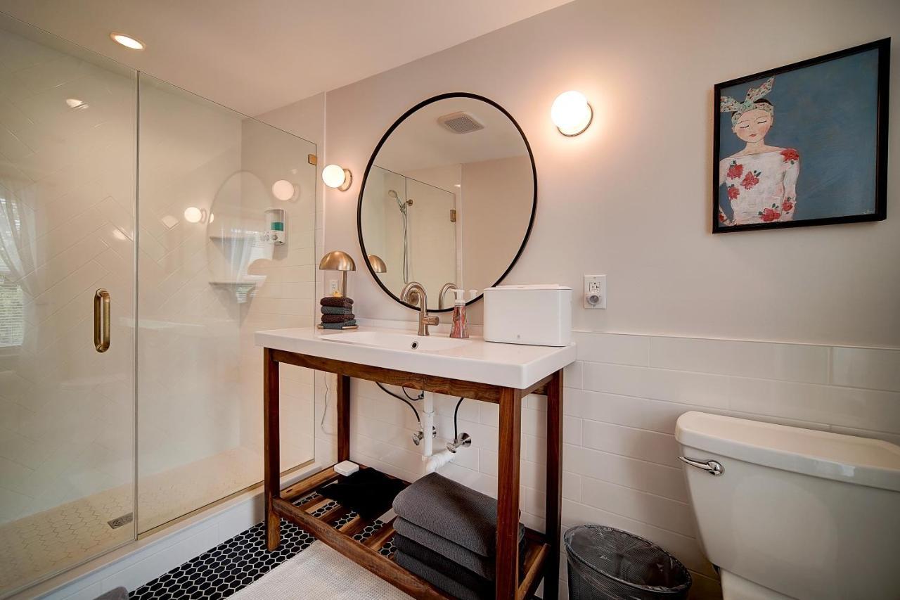 Artsy Hidden Gem - Free Parking Homestay *