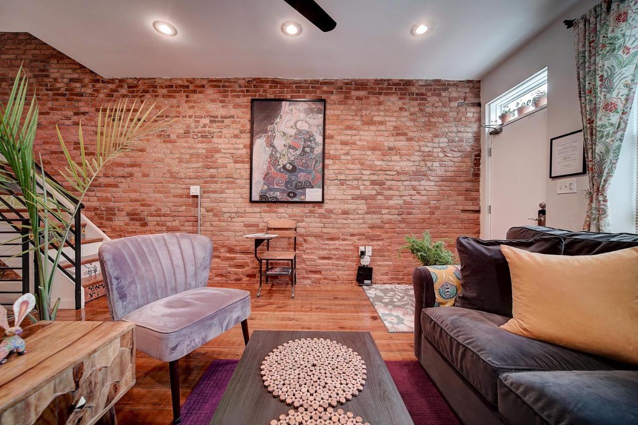 Artsy Hidden Gem - Free Parking Homestay Philadelphia